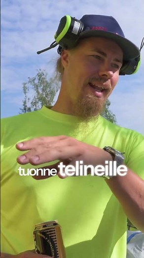 Viimeisiä päiviä työmaalla 🤟 Valmistuu käsiin tää 😅 #timpuriltatalo #mökkilappiin