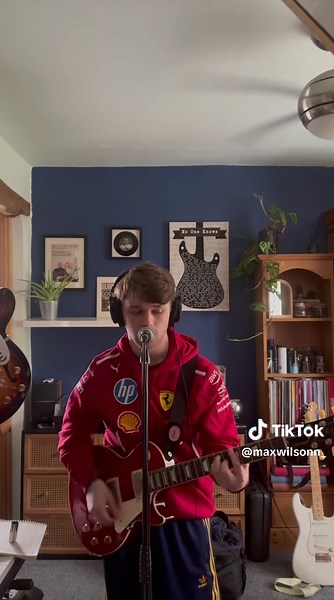 Exploring 'Favourite' by Fontaines D.C. – An In-Depth Review