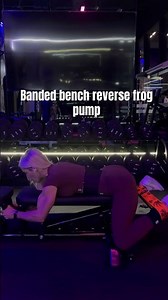 BANDED REVERSE FROG PUMP #frogpump #glutes #bandlegsworkout