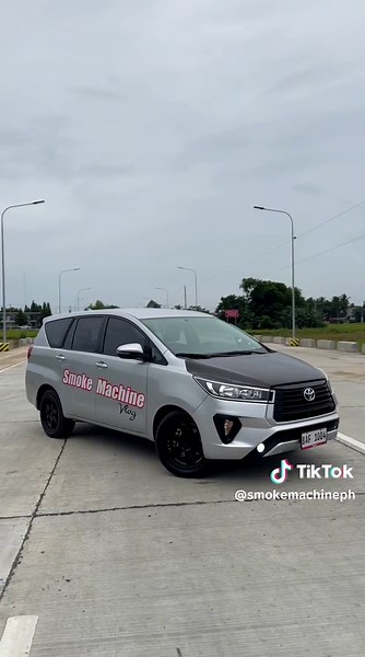 Smoke Machine Innova V2 - Drag Diesel White & Purple Toyota Innovas