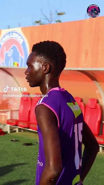 De retour aux affaires ! #challengefootballcenter #allezlesrhinos