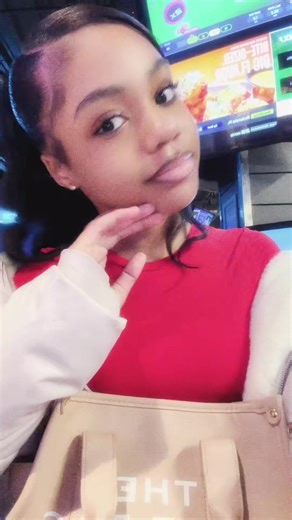 . (@1azaylah)’s videos with original sound - yeezy.audios