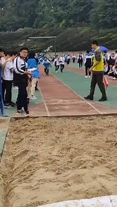 149K views · 721 reactions | New long jump form. | Shanghaiist | Facebook