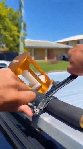  Lock down anything from gas tanks to gear bundles in seconds — no slipping, no bulk, just serious hold. ️ These reusable Grip Lock Straps are built for camping, worksites, off-road fixes, and more — rain or shine. ️ Just strap, click, and go https://t.site/4oW9wmy | Theinstead | Facebook