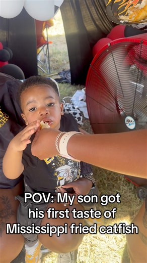 His life is forever changed 🤣 #Mississippi #catfish #homecoming #fyp | Countryman Crew