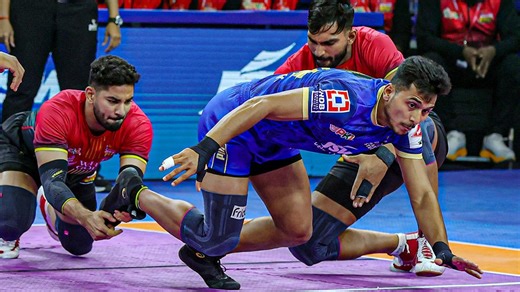 PKL: Bengaluru Bulls See Off Holders Haryana Steelers | Rediff-TV | Rediff.com