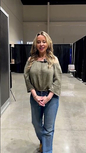 Tara Strong | I'm a Voice Actor Challenge