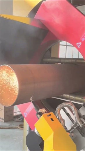 CNC Laser Pipe Cutting Operation