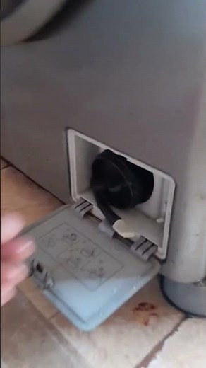 LG Front Load Fully Automatic Washing Machine Water Leakage Problem