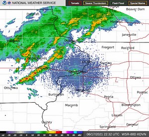 Radar Update [615 PM] Showers and thunderstorms will continue to move across eastern Iowa, with lightning/heavy rain as the threats through the next 1-2 hours. Overall, the 'cap' is doing a decent job of holding stronger storms at bay right now. Our evening balloon has just been released and will have more on its current strength, data will be available shortly! 🎈 #iawx #ilwx #mowx | US National Weather Service Quad Cities Iowa/Illinois