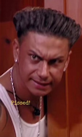 get ready for season three of Umm Hello coming soon!! 💚🤍❤️ #jerseyshore #paulyd #mtv #gtl