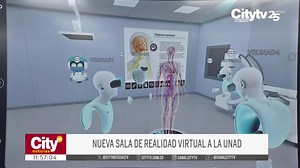 #UNADEnMedios 📻📺📰 ¿Ya conoces el laboratorio de realidad virtual de la UNAD, Viroo? 🧡💙 🎥 City TV tuvo la oportunidad de explorar esta increíble herramienta que potenciará el aprendizaje de nuestros estudiantes a través de la tecnología inmersiva. 🔗 Mira y comparte esta nota. 👇✨ | Universidad Nacional Abierta y a Distancia - UNAD Colombia