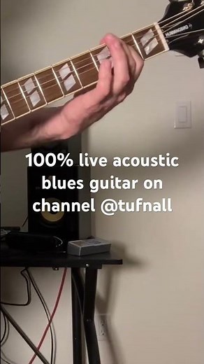 100% live acoustic blues guitar solo by pro guitarist Freddie King "Hideaway" SRV