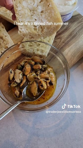 Delicious Tinned Smoked Mussels Recipe for Summer