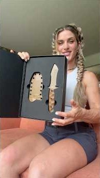 Unboxing Australian Knife