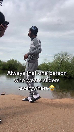 Socks and sliders >>> sliders bare foot #fyp #viraltiktok #socksandflipflops #socksandsandals #trending #tiktok #tagthatfriend🧐 #pov