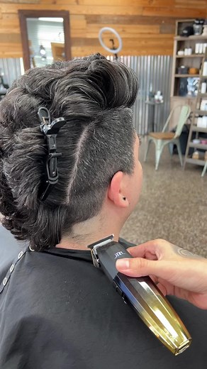 Creative Fade Haircut Designs by Talented Lady Barber