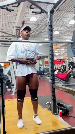 Trying to break my habit of bouncing out of the bottom 🤷🏾‍♀️ | going out bottoms