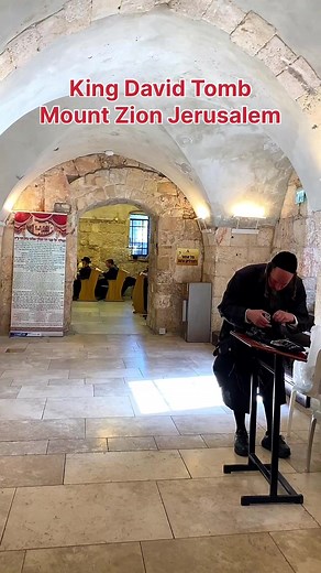 Exploring the Tomb of King David on Mount Zion