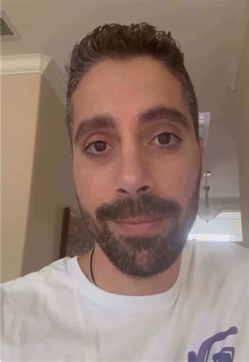 Easily Replace Your Electrical Outlet with Snug Plug