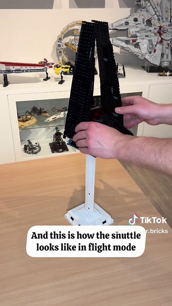 Krennic's Shuttle: Upgrade LEGO 75389 Dark Falcon