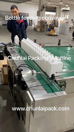 Conveyor feeding table connect with bottle filling line