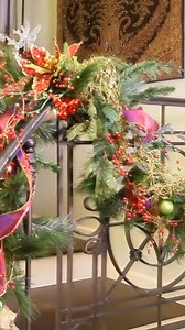 Day TWO of our 12 Days of Christmas House Tours and we’re heading back to 2013… when I decided to go back to the BASICS. And by basics I mean classic CHRISTMAS COLORS… not basic decorating because that wouldn’t be very Mrs. Christmas of me… R I G H T?! This year was all about red, gold, and green… but I couldn’t help myself and added a POP of bright, happy LIME GREEN 💚 to keep things playful and fresh. And then came the moment that truly stopped people in their tracks… my inverted ornament Chri