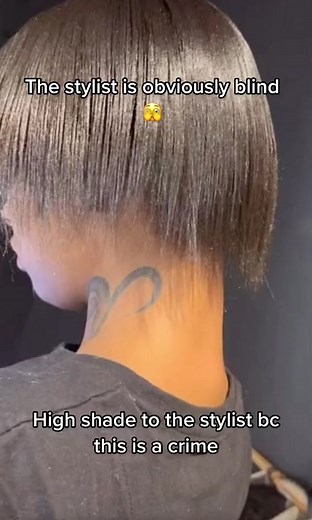 Ma’am ma’am your client has dead ends ma’am don’t forget to cut the bad ends befor- #hairfail #digusting