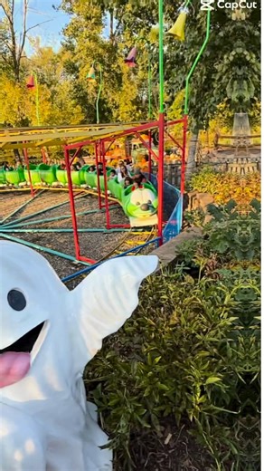 🎡🍂 FALL FUN IS HERE at Santa’s Village Pumpkin Patch & Fall Festival! 🍁🎃 Over 20 amusement park rides, a petting zoo, and 30 newly added fall-only attractions — all included with admission! ✨ Explore: 🌽 The Corn Crib 🎃 Pumpkin Patches 👻 Spooky Houses 🐐 Petting Zoo 🎠 Unlimited Rides 📍 Santa’s Village Pumpkin Patch & Fall Festival 📫 601 Dundee Ave, East Dundee, IL 🎟️ Everything listed is included with admission! 📸 Come make memories & tag us in your fall fun! #SantasVillageIL #FallFes