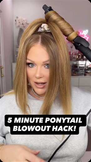 KELLY STRACK on Instagram: "5 minute ponytail blowout hack! #hair #hairstyles #beautyhacks"