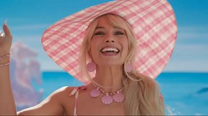 Brutal fan art convierte a Barbie de Margot Robbie en anime
