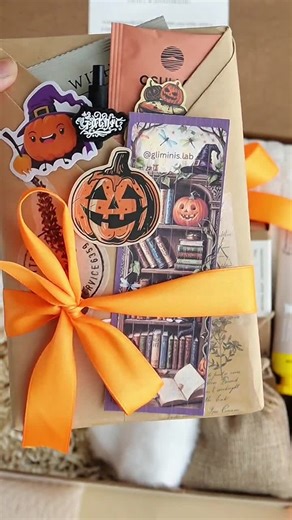 Fall Gift Box for Her Cozy Fall Blanket Care Package Autumn Book Lover Gift Set Hygge Halloween Gifts Boo Basket October Girl Birthday Ideas - Etsy