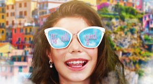 Canta, baila y actúa: Amanda Ubieta derrocha optimismo con "It's All Good"