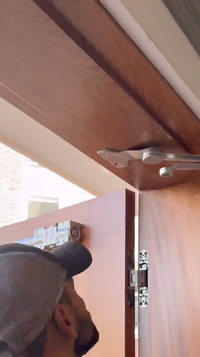 10K views · 156 reactions | Door closer installation  Gpr3Carpentry #viralshorts #doors #construction #tips #viral #carpentry #tools #viralvideo | Leandro Felipe | Facebook