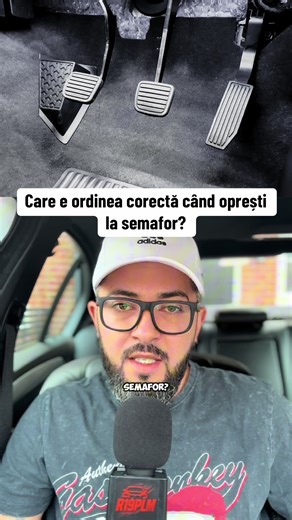 Ordinea corectă la semafor pentru șoferii profesioniști