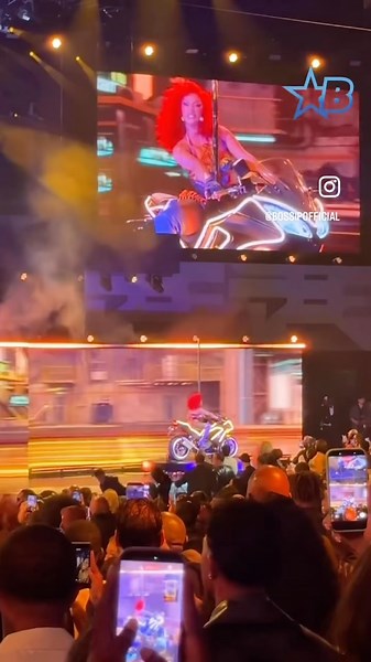 Hello It's Cardi B at the BET Awards