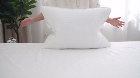 Gogreen Hotel Collection Bed Pillows for Sleeping - Down Alternative Pillows for Side, Back, and Stomach Sleepers King Size Pillows 2 Pack, 20 x 36 Inches