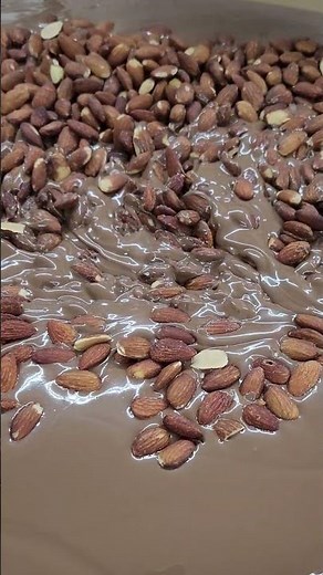 Almond Bark 🍫✨ Crunchy & Irresistible!