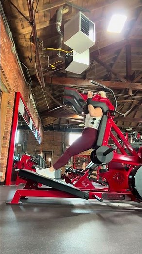 How to use V-Squat machine for quads