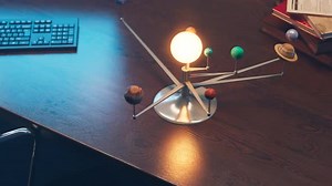 Rotating Solar System Model on a Desk