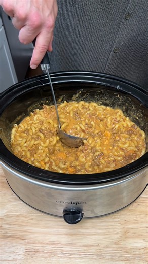 BBQ Bacon Cheeseburger Mac! 🤤 Y'all, I think I just found my new favorite mac n cheese recipe. | Sean Alexander