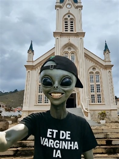 Respondendo a @camilapereiraaa03Cheguei em Natércia, sô! Cidade gostosa demais e o povo é gente boa da conta, viu! 👽✨ Quem é da cidade, aparece nos comentários pra eu ver quantos terráqueos tão me acompanhando, hahaha! #Natércia #MinasGerais #ETdeVarginha #RumoAoInterior #turistandopormg