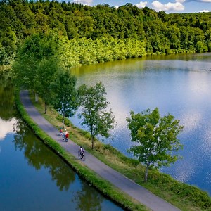 387K views · 685 reactions | Découvrez La Voie Bleue, du Luxembourg à Lyon. Planifiez votre parcours. | Véloroute La Voie Bleue | Facebook