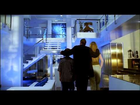 The Glass House (trailer)