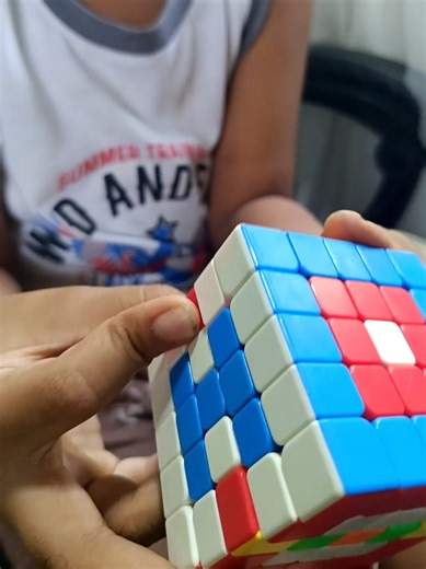 Mastering the Rubik's Cube: Tips & Tricks