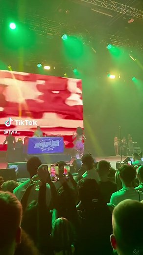 Tyla Water Dance Challenge - Shake That Booty in Every Angle