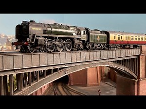 Oliver Cromwell Turns 70! - Celebration with Stunning Hornby Model & Archive Sound!