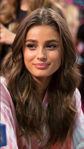 Taylor Hill Beauty & Elegance | Victoria’s Secret Angel ✨