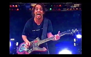 27K views · 793 reactions | Shake your spear at Shakespeare! System Of A Down performing 'DDevil' off their selftitled debut album live at Rock am Ring in 2002. Take me down there Photographic relapse People feeding frenzy The devil is so lovely Happy #SystemSunday everyone! #SystemOfADown #SOAD #DaronMalakian #SerjTankian #ShavoOdadjian #JohnDolmayan | Victims Of A Down | Facebook