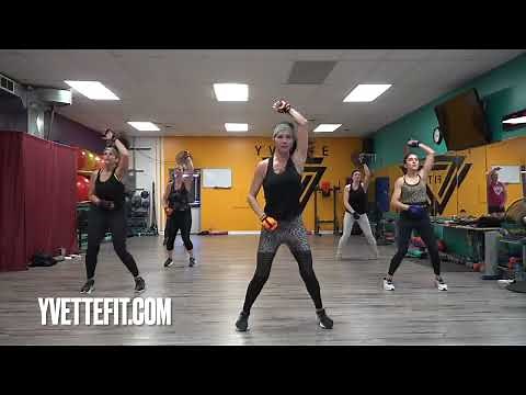 65 Minute – All Out Cardio Kickboxing Workout!